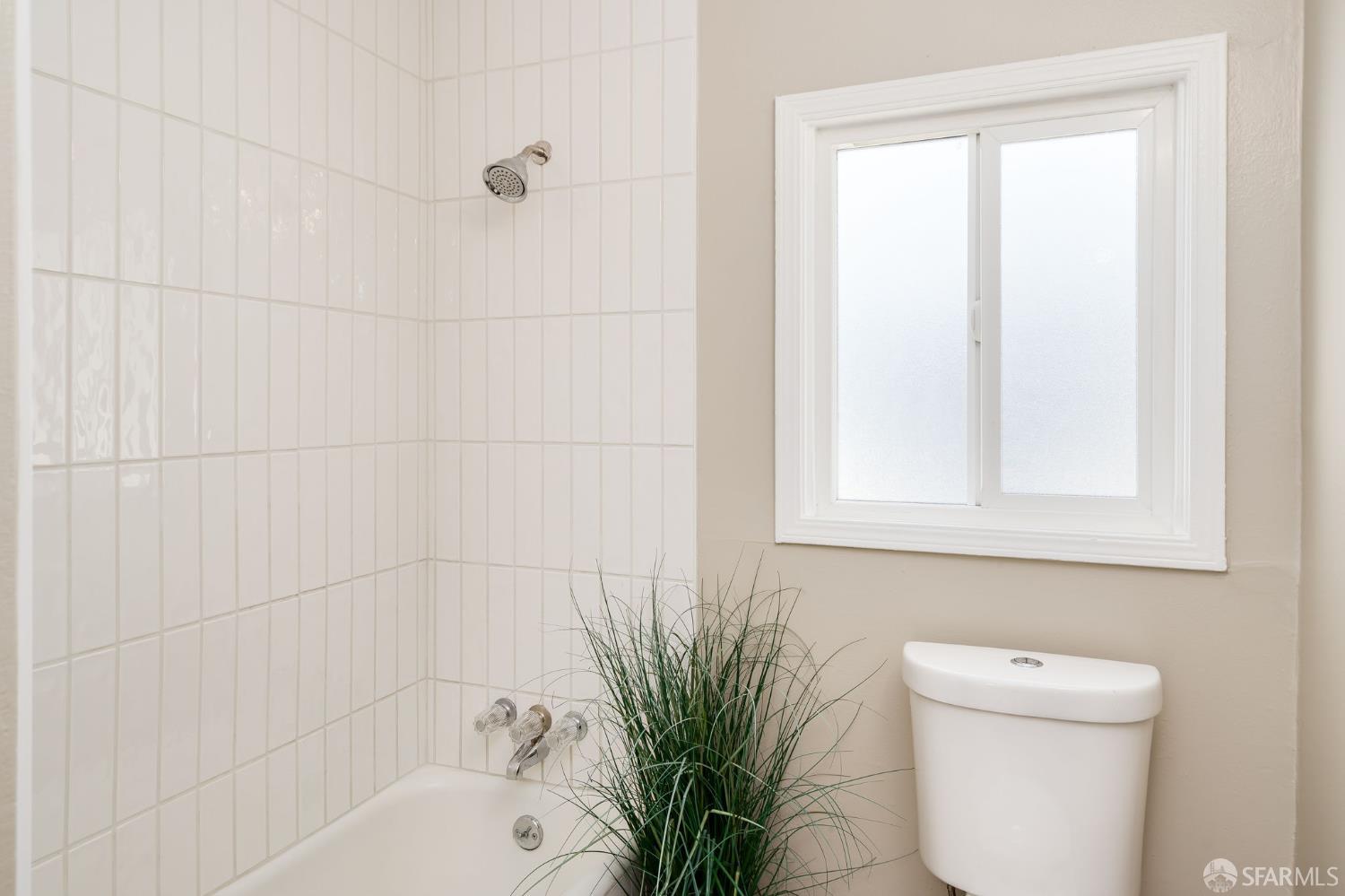 Detail Gallery Image 12 of 25 For 4126 Culver St, Oakland,  CA 94619 - 2 Beds | 1 Baths