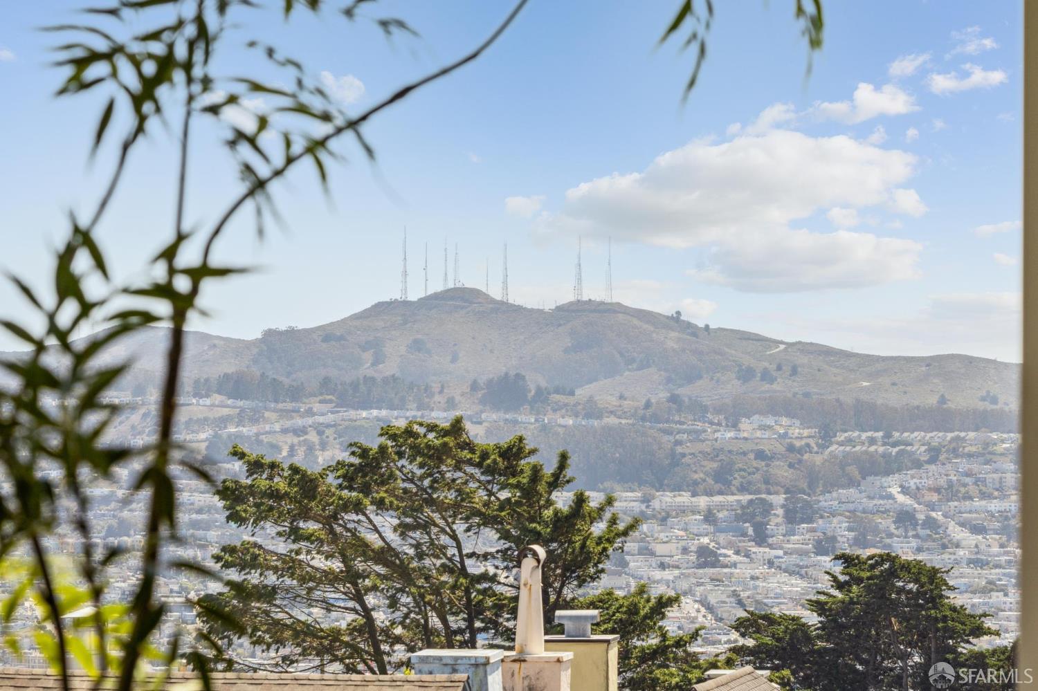 Detail Gallery Image 6 of 55 For 672 Teresita Blvd, San Francisco,  CA 94127 - 2 Beds | 1/1 Baths