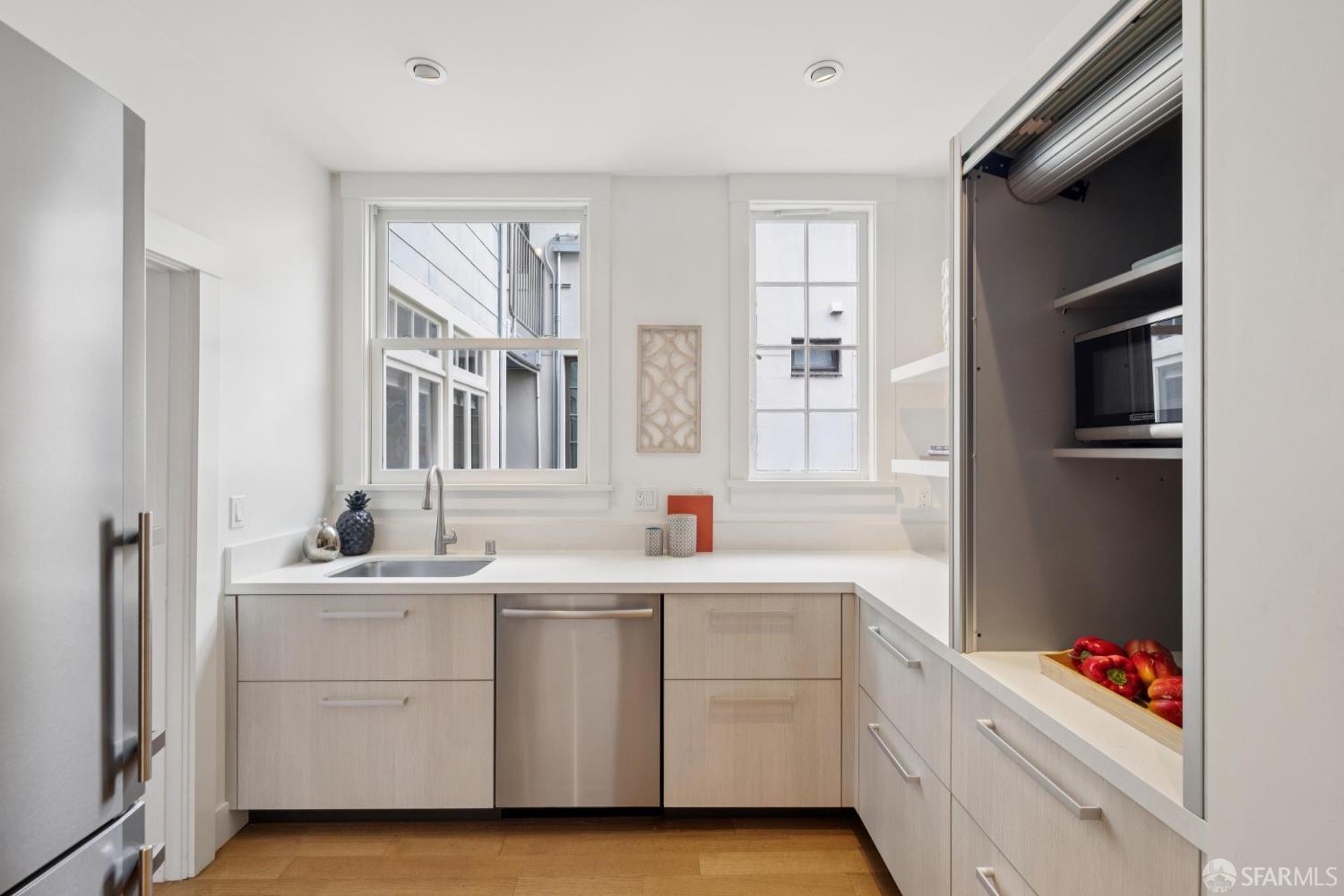 Detail Gallery Image 16 of 29 For 2945 Pacific Ave #9,  San Francisco,  CA 94115 - 1 Beds | 1 Baths