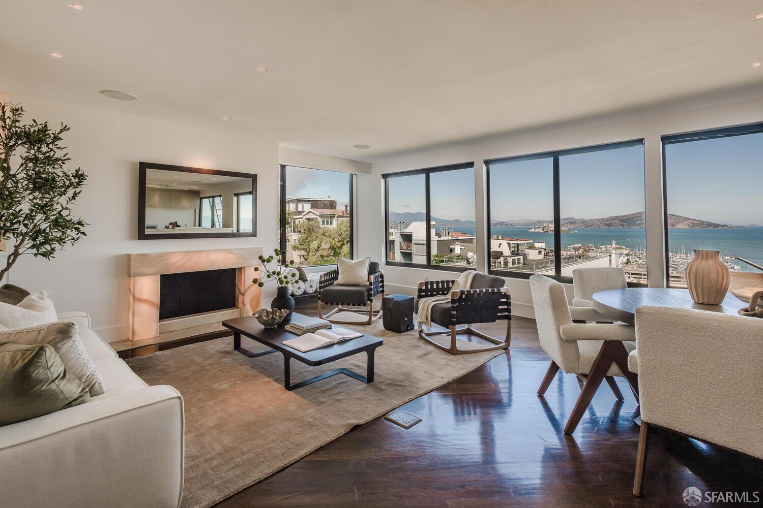 Photo #5: 425069967 Listing 