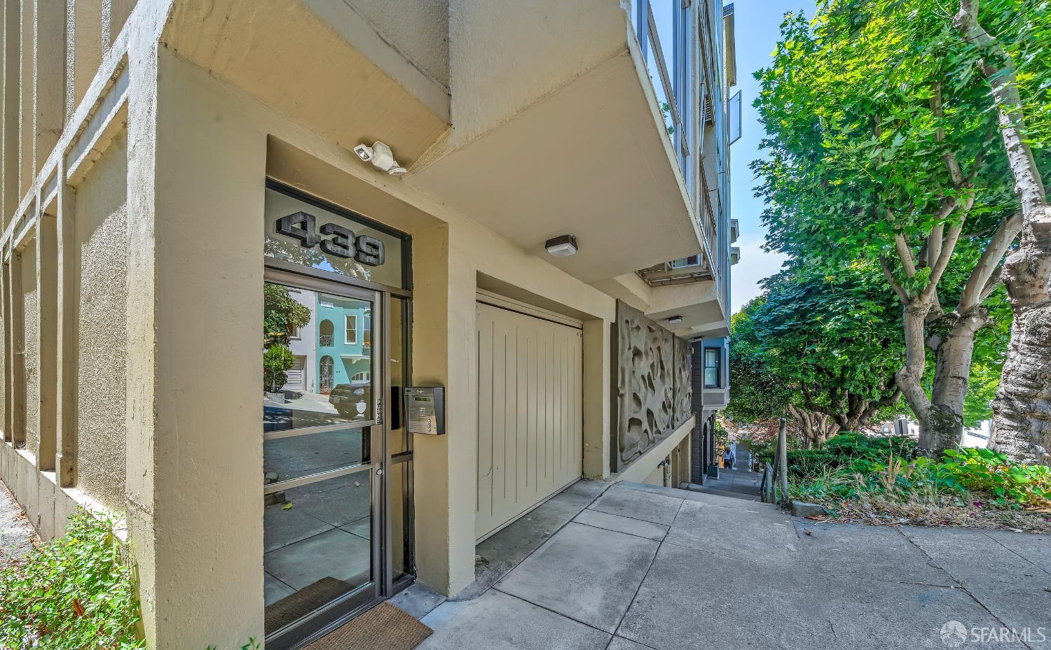 Detail Gallery Image 15 of 28 For 439 Greenwich St #9,  San Francisco,  CA 94133 - 1 Beds | 1 Baths