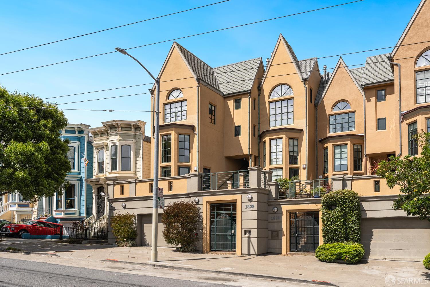 Photo #4: 425068773 Listing 