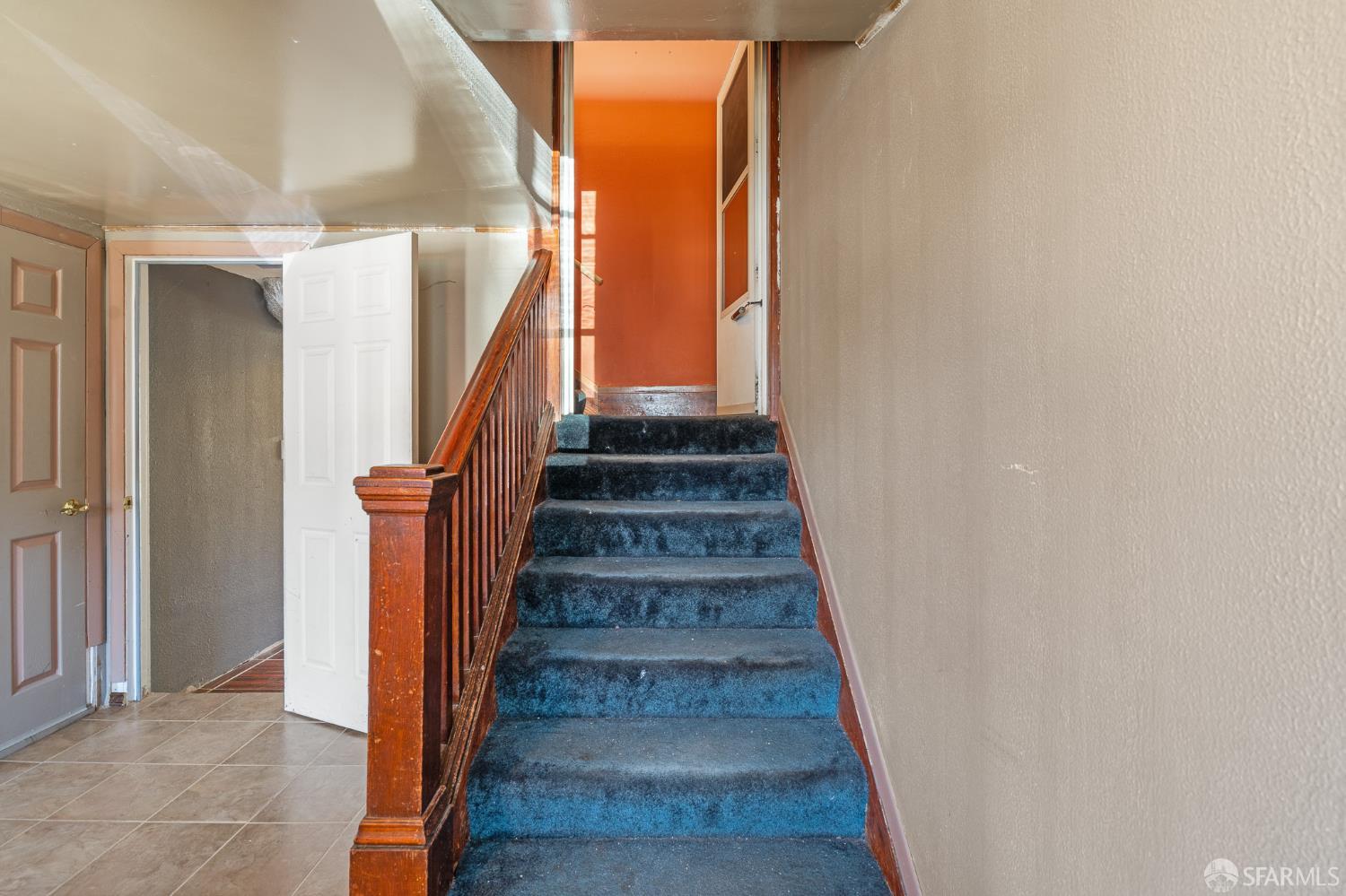Detail Gallery Image 6 of 44 For 1224 Egbert Ave, San Francisco,  CA 94124 - 3 Beds | 3 Baths
