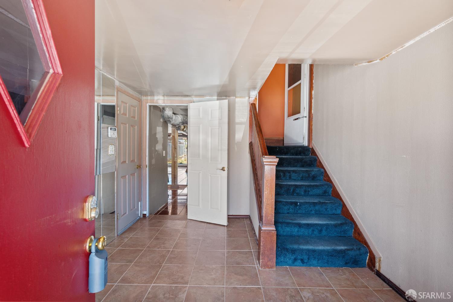 Detail Gallery Image 5 of 44 For 1224 Egbert Ave, San Francisco,  CA 94124 - 3 Beds | 3 Baths