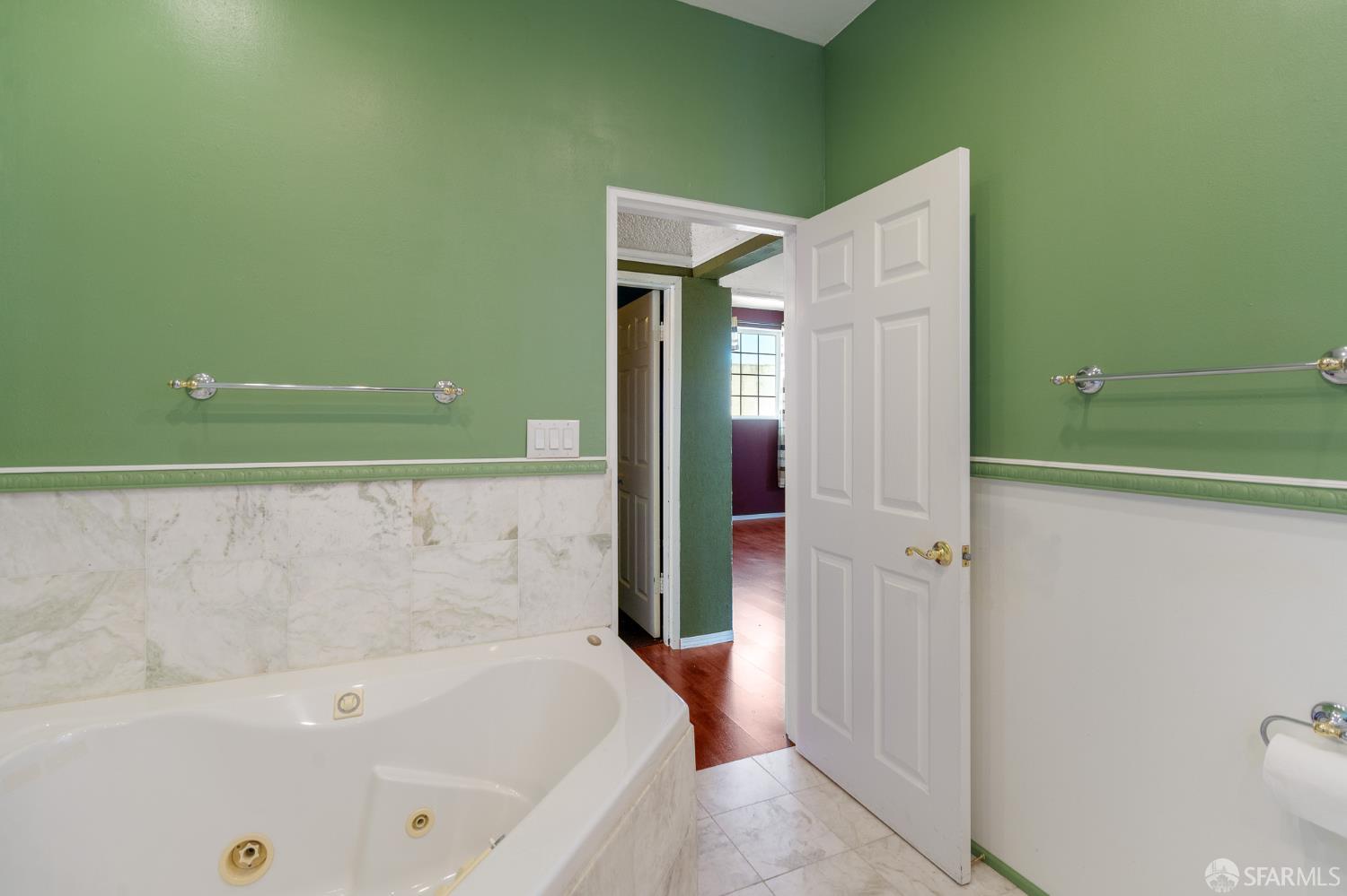 Detail Gallery Image 26 of 44 For 1224 Egbert Ave, San Francisco,  CA 94124 - 3 Beds | 3 Baths