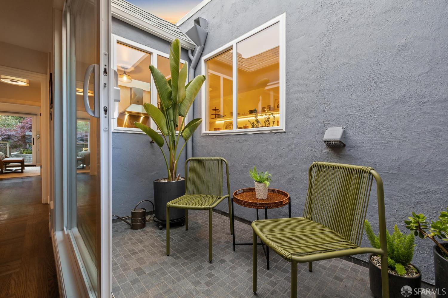 Detail Gallery Image 14 of 55 For 672 Teresita Blvd, San Francisco,  CA 94127 - 2 Beds | 1/1 Baths
