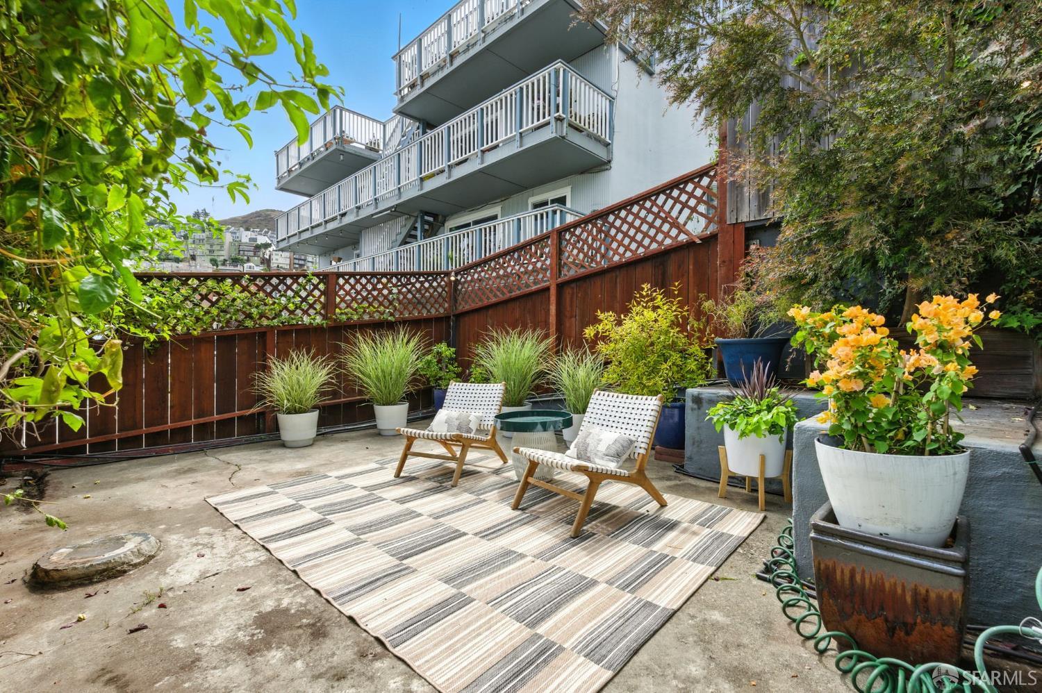 Detail Gallery Image 43 of 52 For 62 Danvers St, San Francisco,  CA 94114 - 2 Beds | 1 Baths