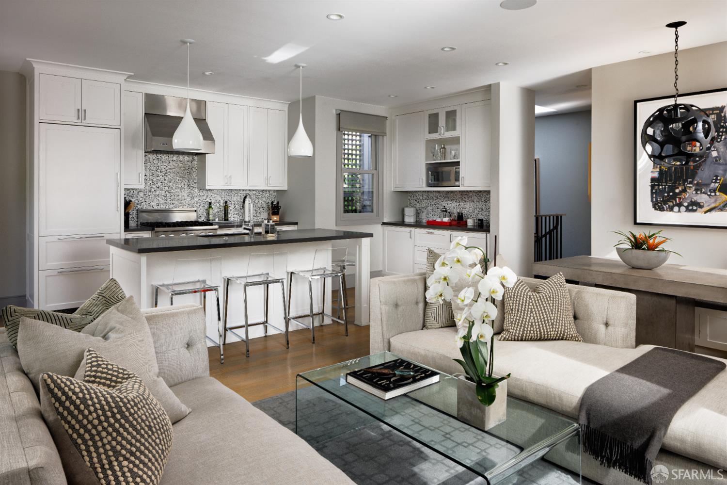 Detail Gallery Image 25 of 35 For 447 Greenwich St, San Francisco,  CA 94133 - – Beds | – Baths