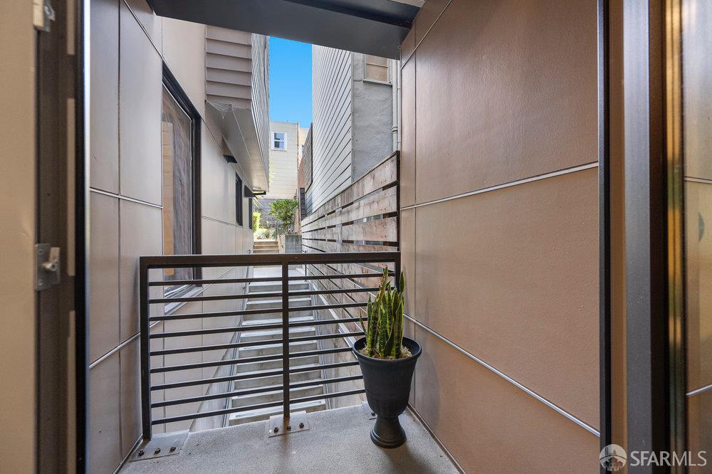 Detail Gallery Image 27 of 59 For 35 Dolores St #108,  San Francisco,  CA 94103 - 3 Beds | 2 Baths