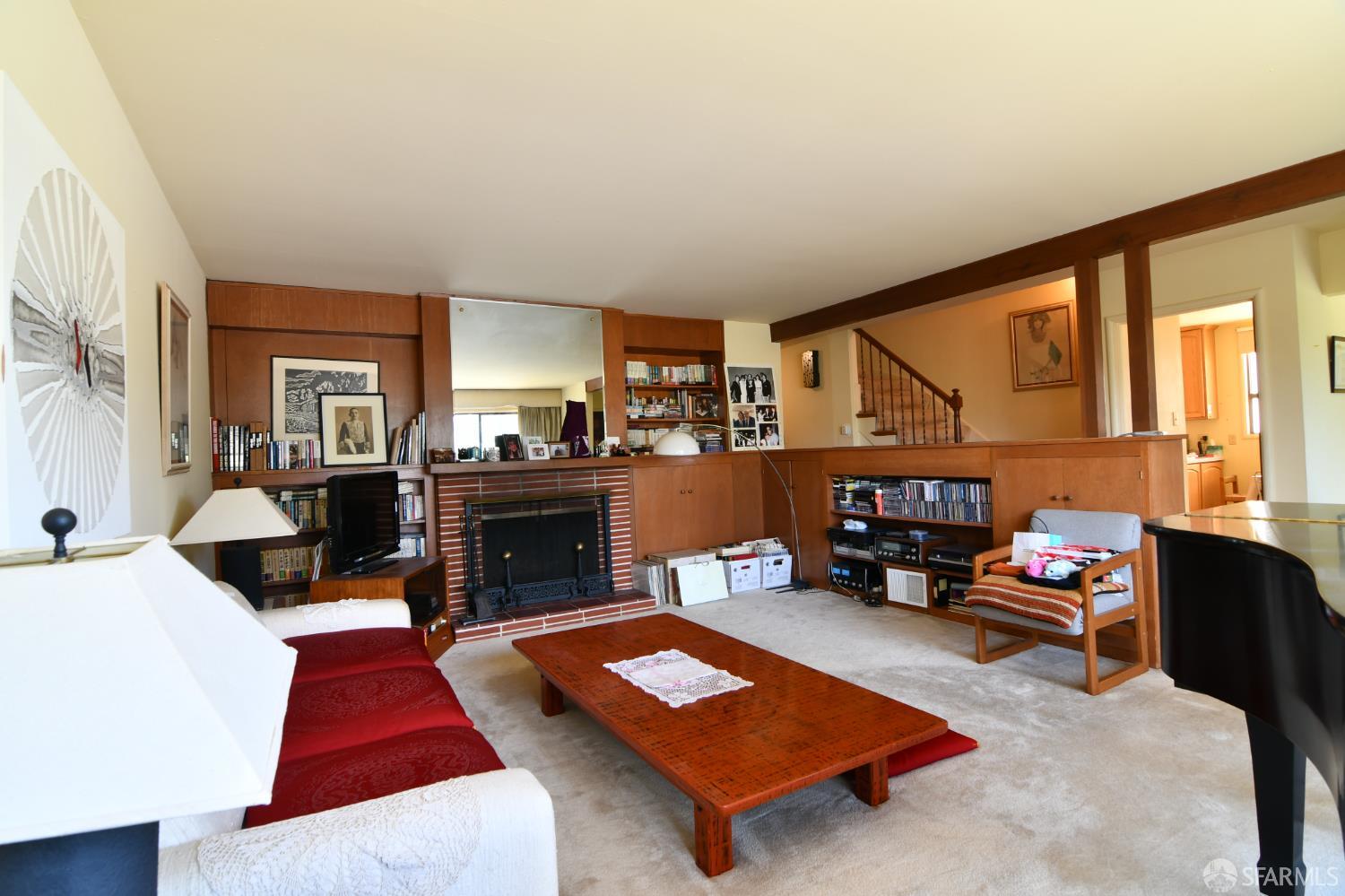 Detail Gallery Image 4 of 31 For 425 Pacheco St, San Francisco,  CA 94116 - 3 Beds | 3 Baths