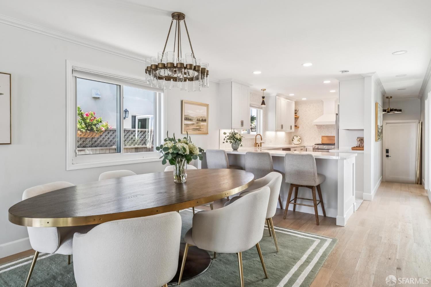 Detail Gallery Image 9 of 45 For 2916 Bayview Dr, Alameda,  CA 94501 - 2 Beds | 2 Baths
