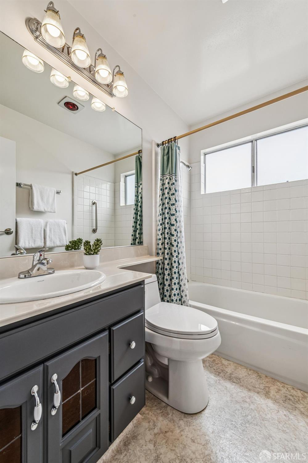 Detail Gallery Image 28 of 47 For 120 Mirada Dr, Daly City,  CA 94015 - 3 Beds | 2 Baths