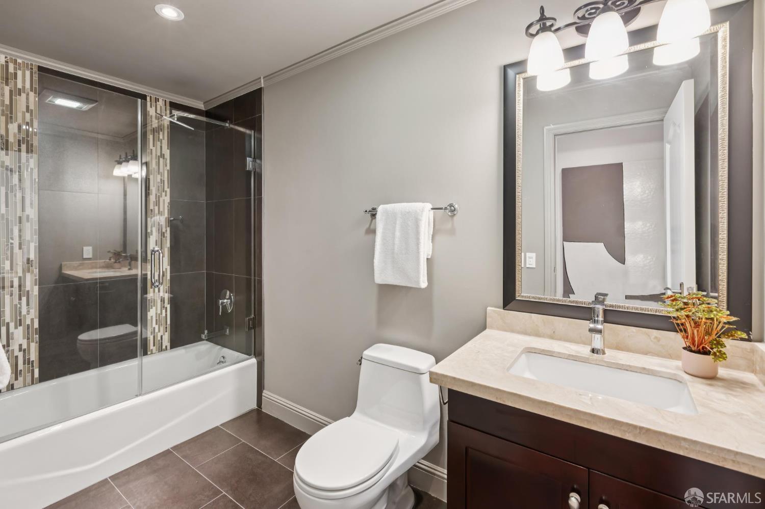 Detail Gallery Image 43 of 53 For 25 Mizpah St, San Francisco,  CA 94131 - 4 Beds | 3 Baths