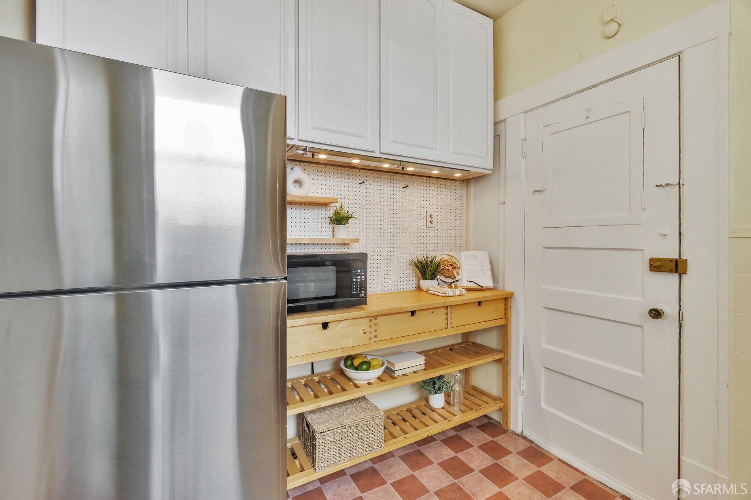 Detail Gallery Image 12 of 48 For 1180 Jackson St #6,  San Francisco,  CA 94133 - 1 Beds | 1 Baths