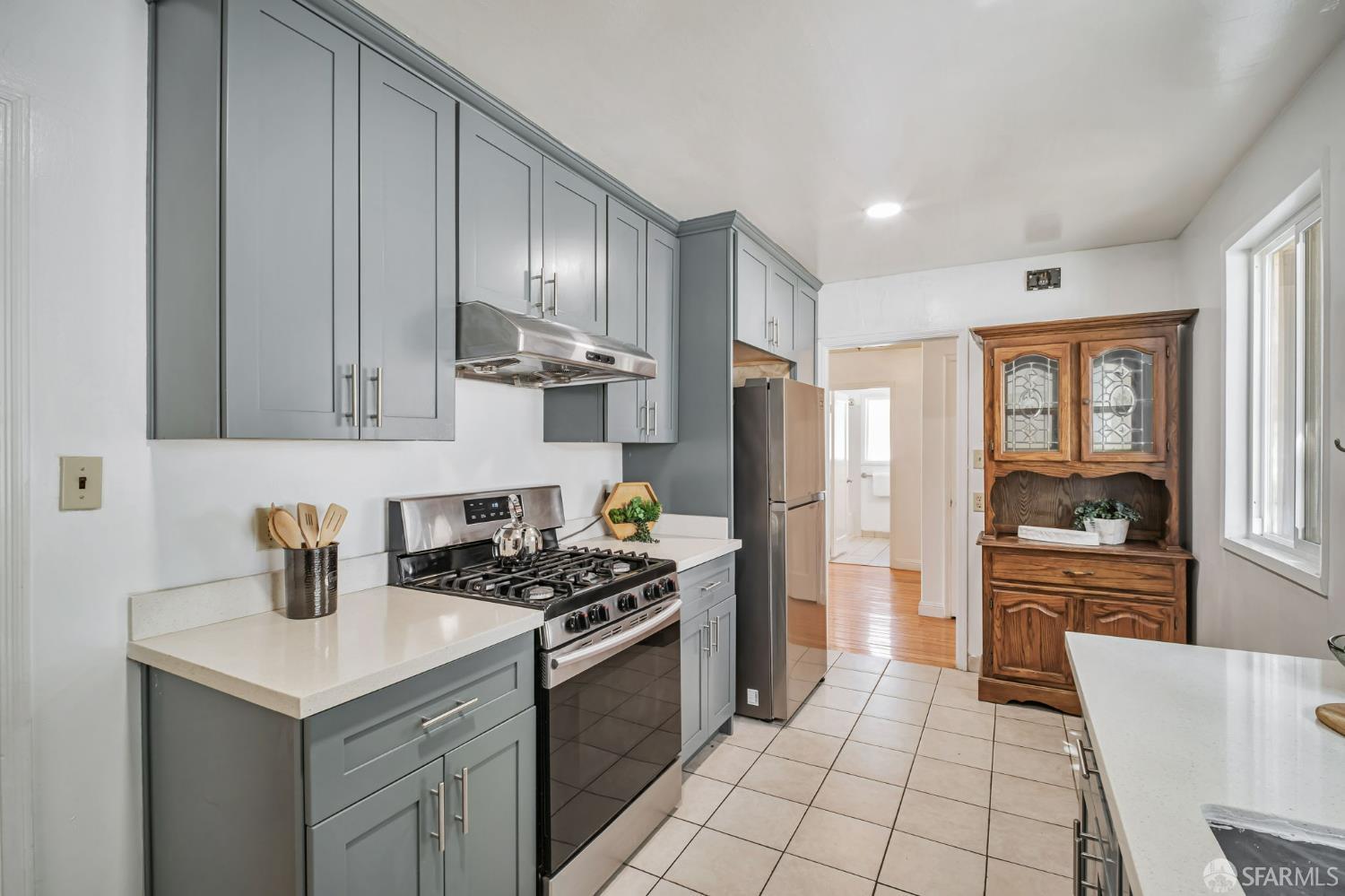 Detail Gallery Image 9 of 26 For 1315 Dorothy Ave, San Leandro,  CA 94578 - 2 Beds | 1 Baths