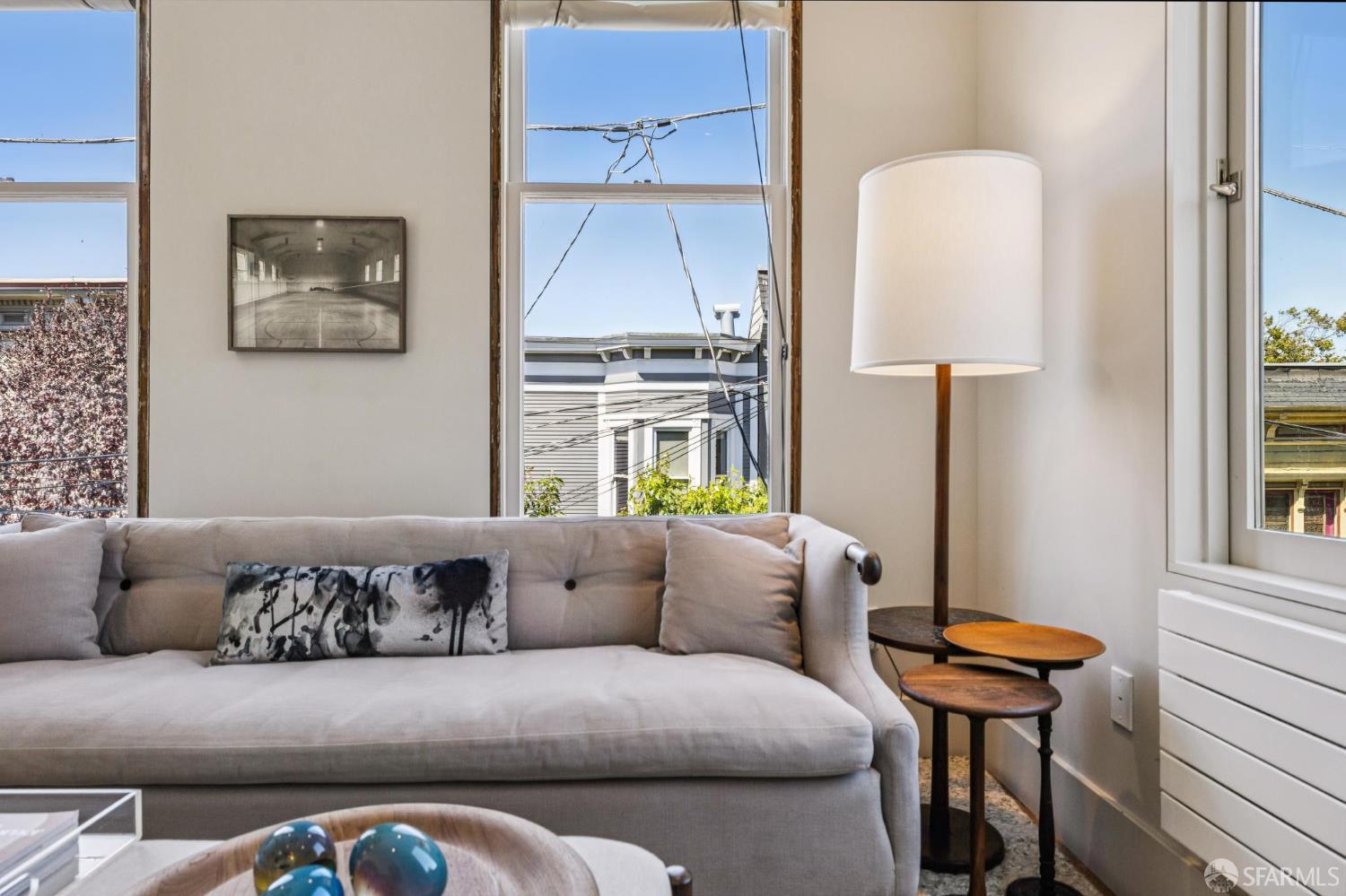 Detail Gallery Image 2 of 51 For 675 Ivy St, San Francisco,  CA 94102 - 2 Beds | 2 Baths