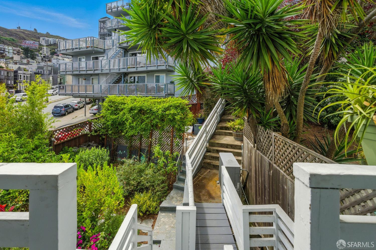 Detail Gallery Image 41 of 52 For 62 Danvers St, San Francisco,  CA 94114 - 2 Beds | 1 Baths