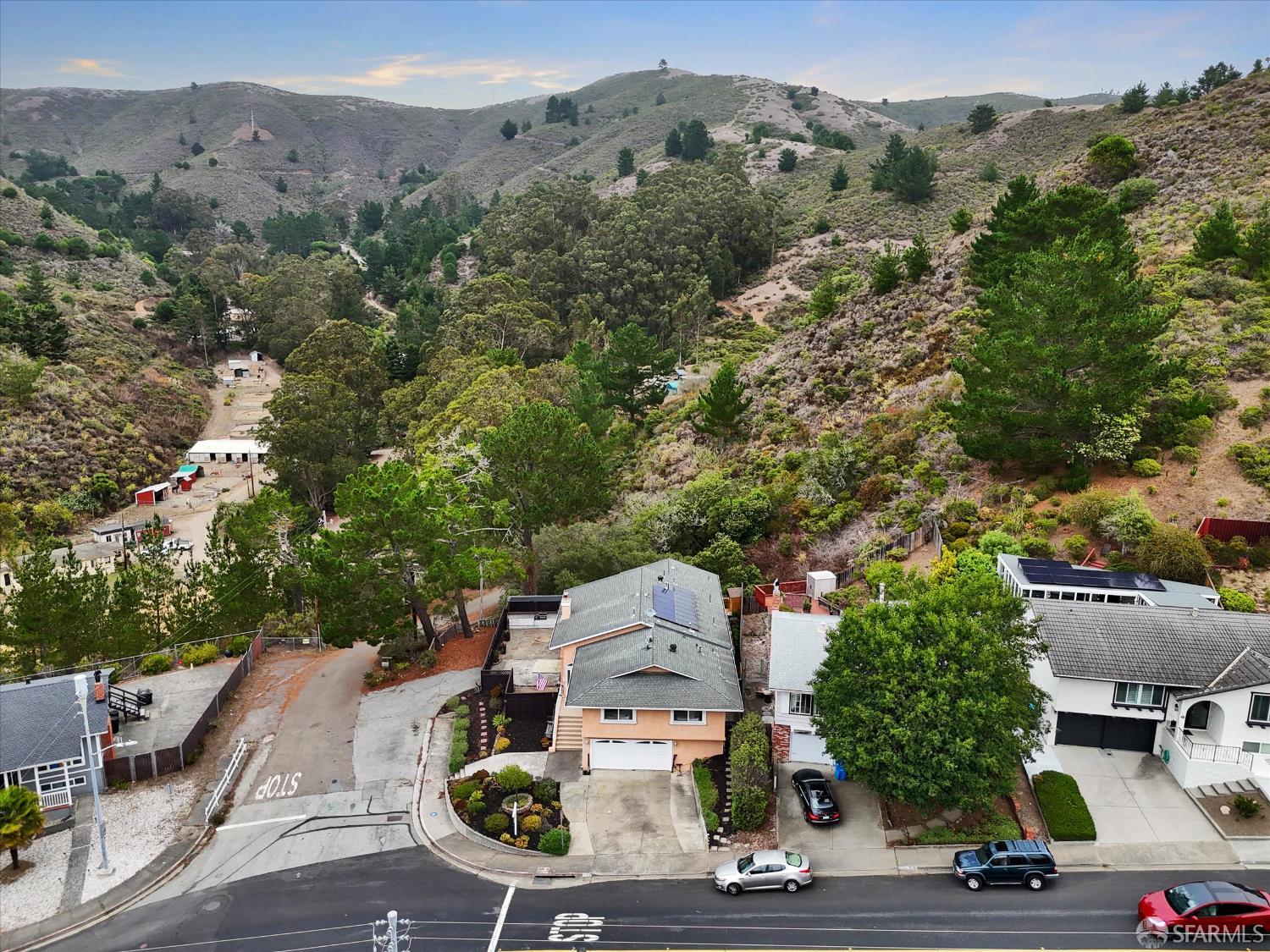 Detail Gallery Image 37 of 38 For 1138 Everglades Dr, Pacifica,  CA 94044 - 5 Beds | 4/1 Baths
