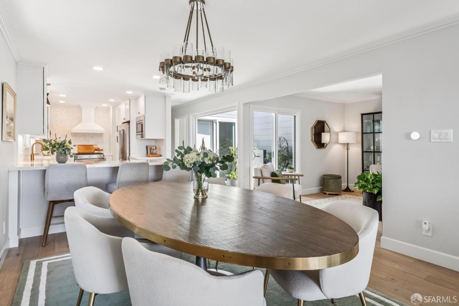 Detail Gallery Image 8 of 45 For 2916 Bayview Dr, Alameda,  CA 94501 - 2 Beds | 2 Baths