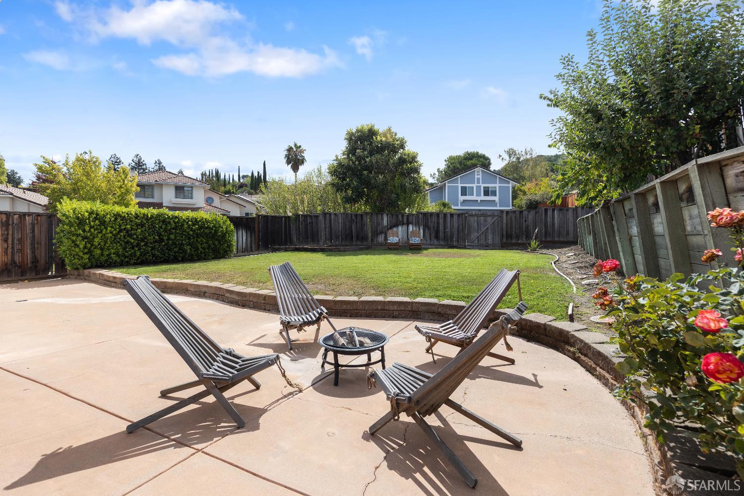Detail Gallery Image 29 of 32 For 5567 Woodview Dr, El Sobrante,  CA 94803 - 3 Beds | 2/1 Baths