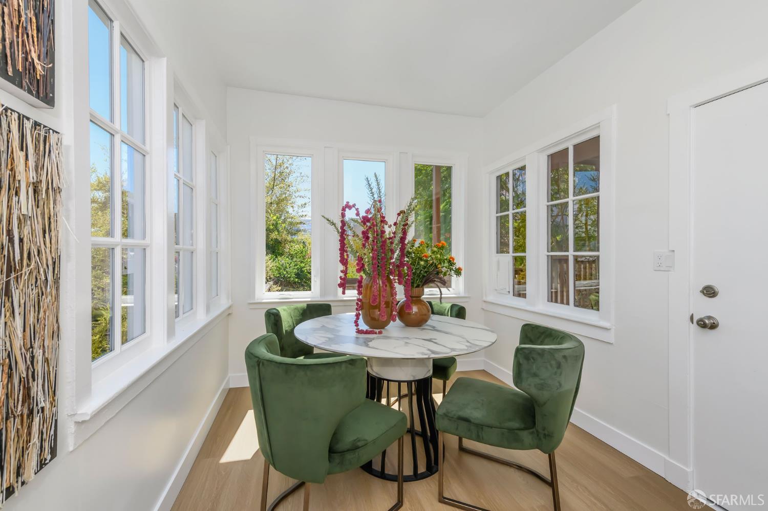 Detail Gallery Image 8 of 25 For 3779 25th St, San Francisco,  CA 94110 - – Beds | – Baths