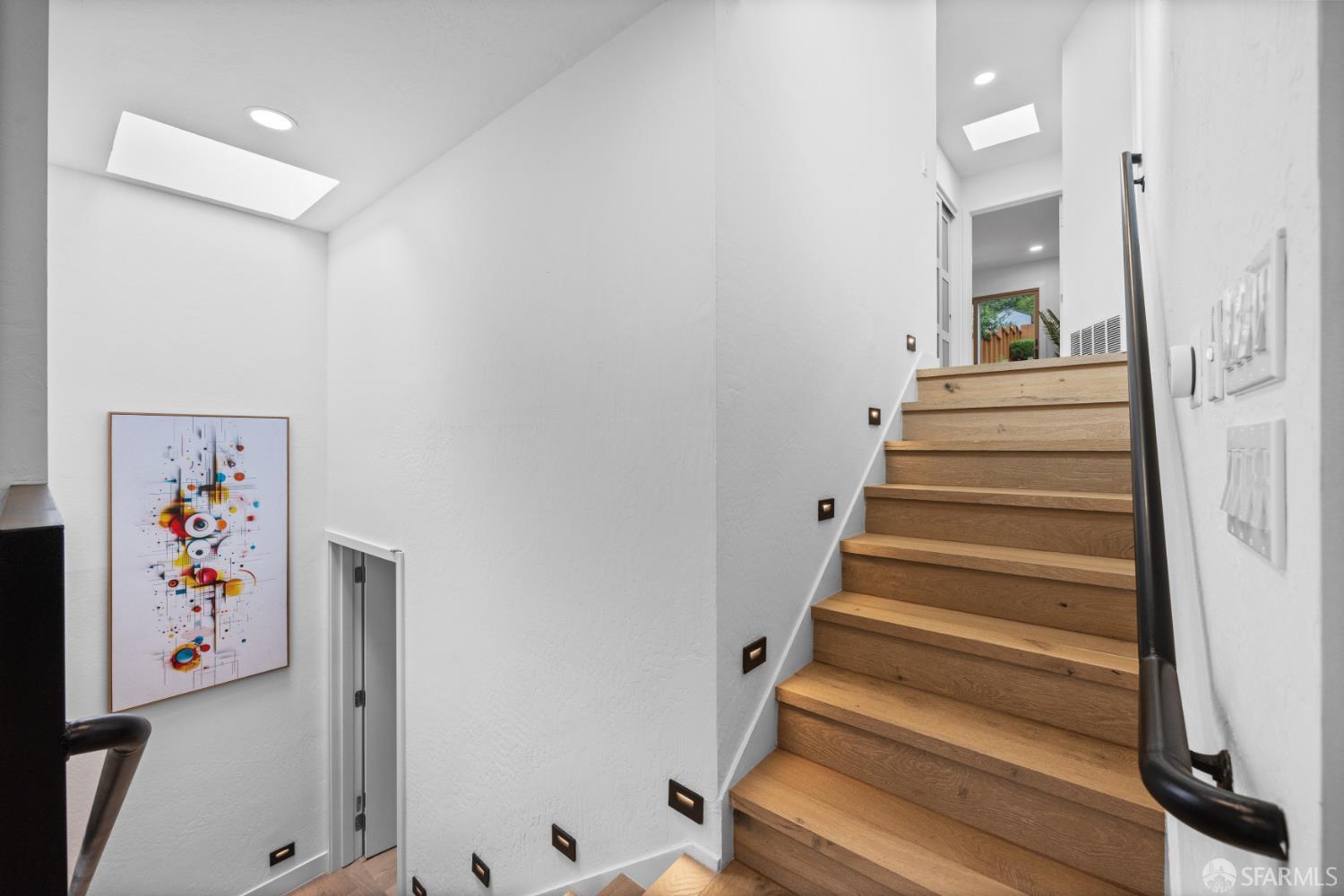 Detail Gallery Image 20 of 49 For 876 Chenery St, San Francisco,  CA 94131 - 3 Beds | 2 Baths