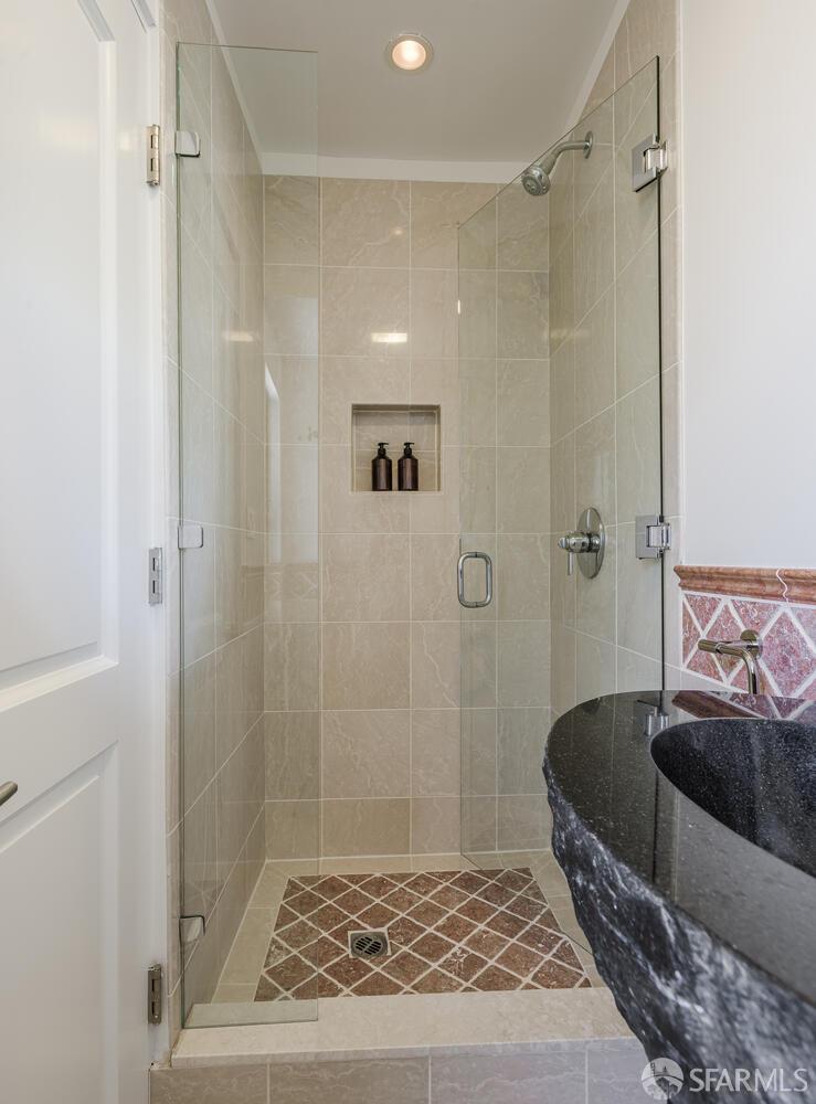 Photo #28: 425069967 Listing: Photo #28