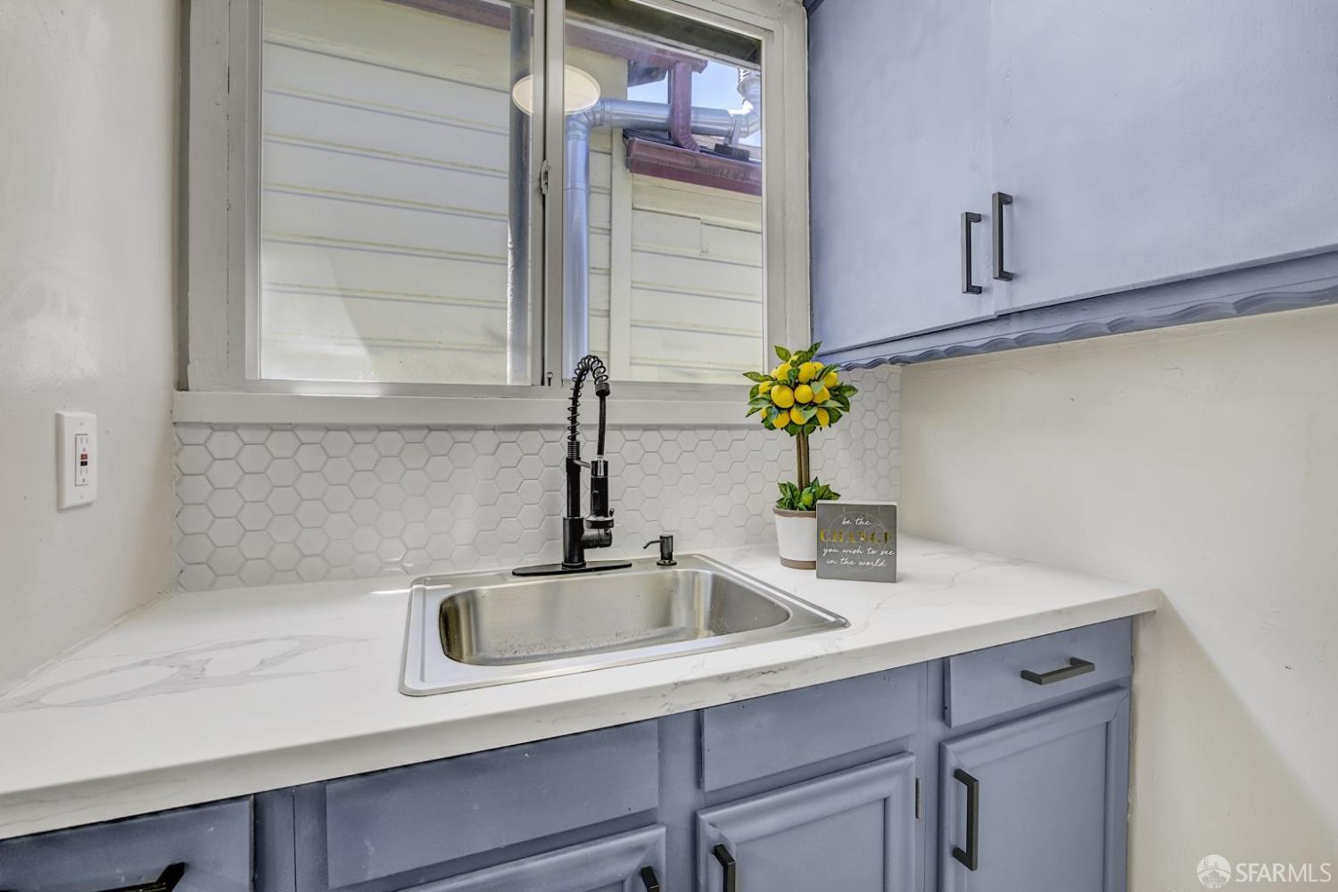 Detail Gallery Image 17 of 53 For 319 S 37th St, Richmond,  CA 94805 - 4 Beds | 2 Baths