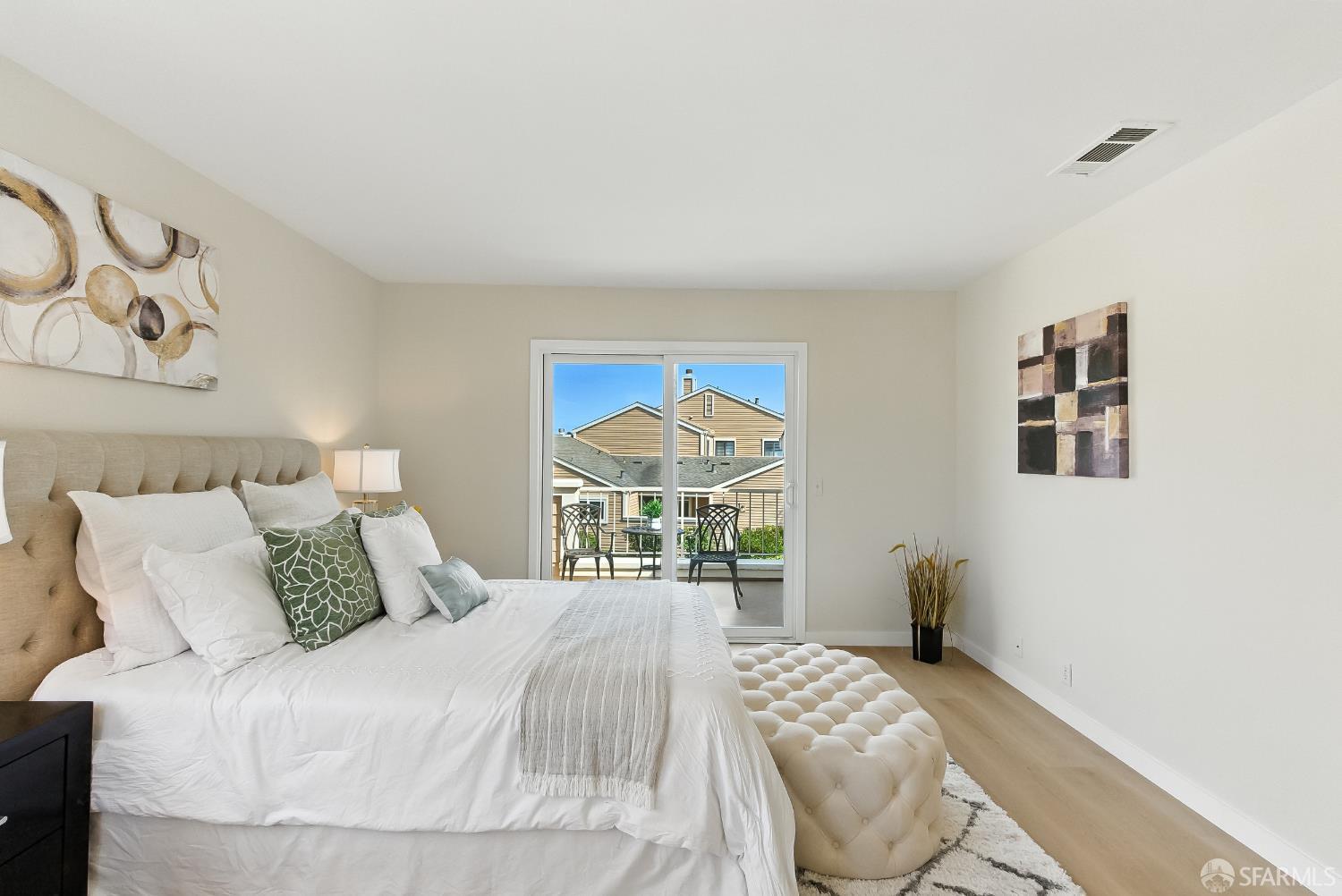 Detail Gallery Image 15 of 65 For 91 Crown Cir, South San Francisco,  CA 94080 - 2 Beds | 2/1 Baths