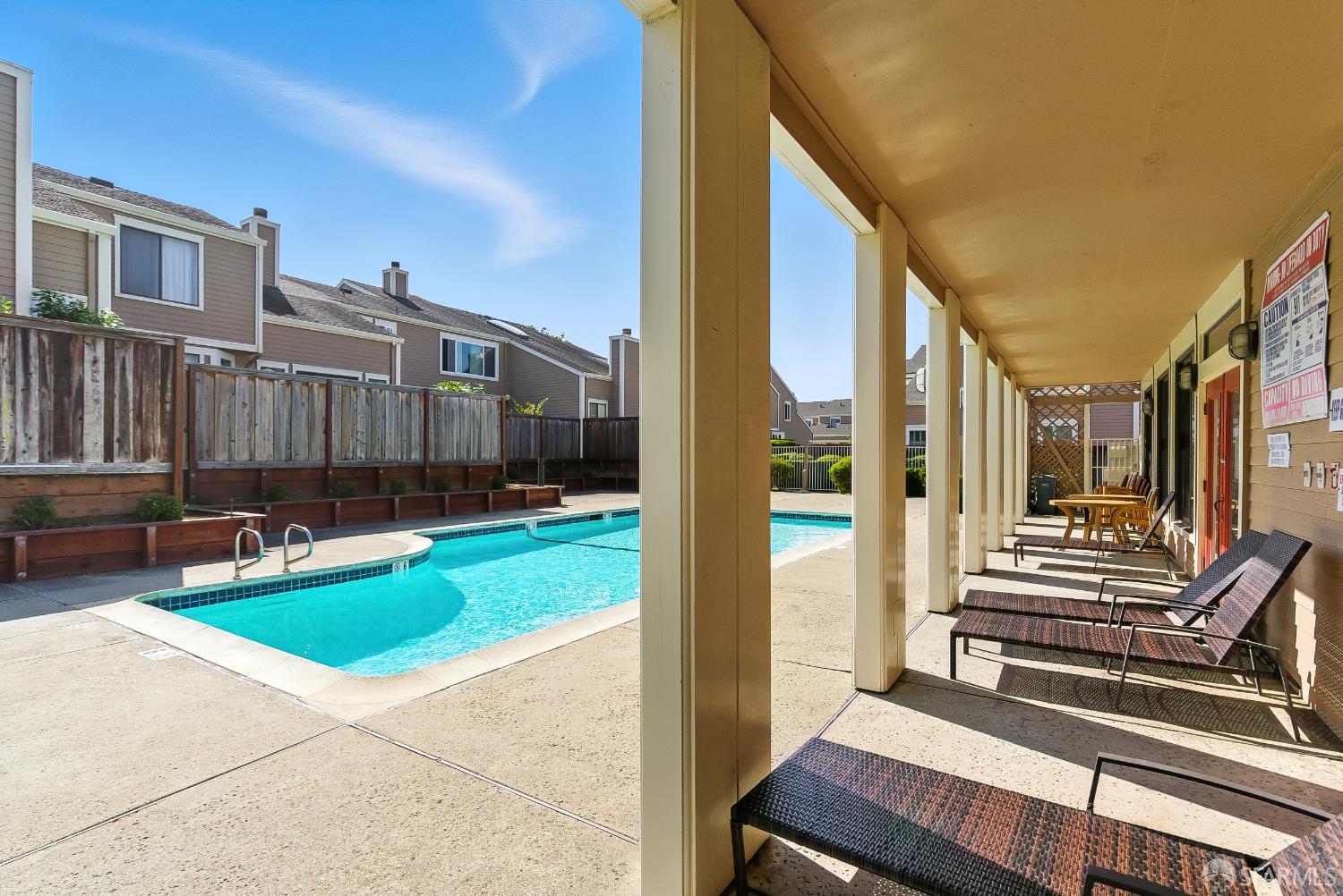 Detail Gallery Image 53 of 65 For 91 Crown Cir, South San Francisco,  CA 94080 - 2 Beds | 2/1 Baths