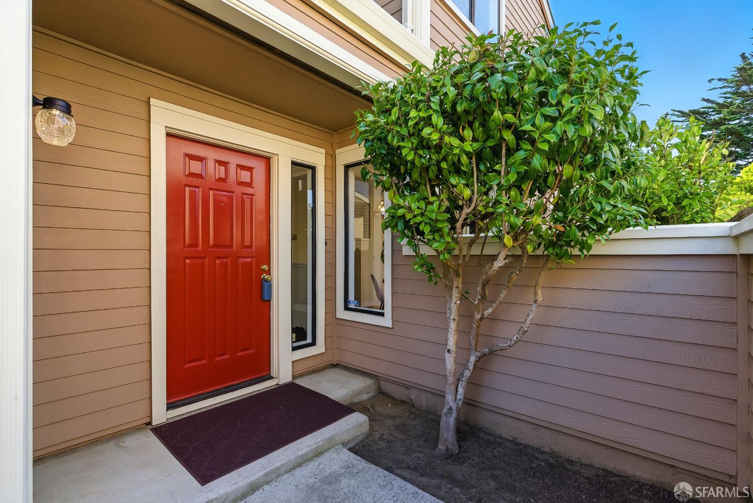Detail Gallery Image 36 of 65 For 91 Crown Cir, South San Francisco,  CA 94080 - 2 Beds | 2/1 Baths