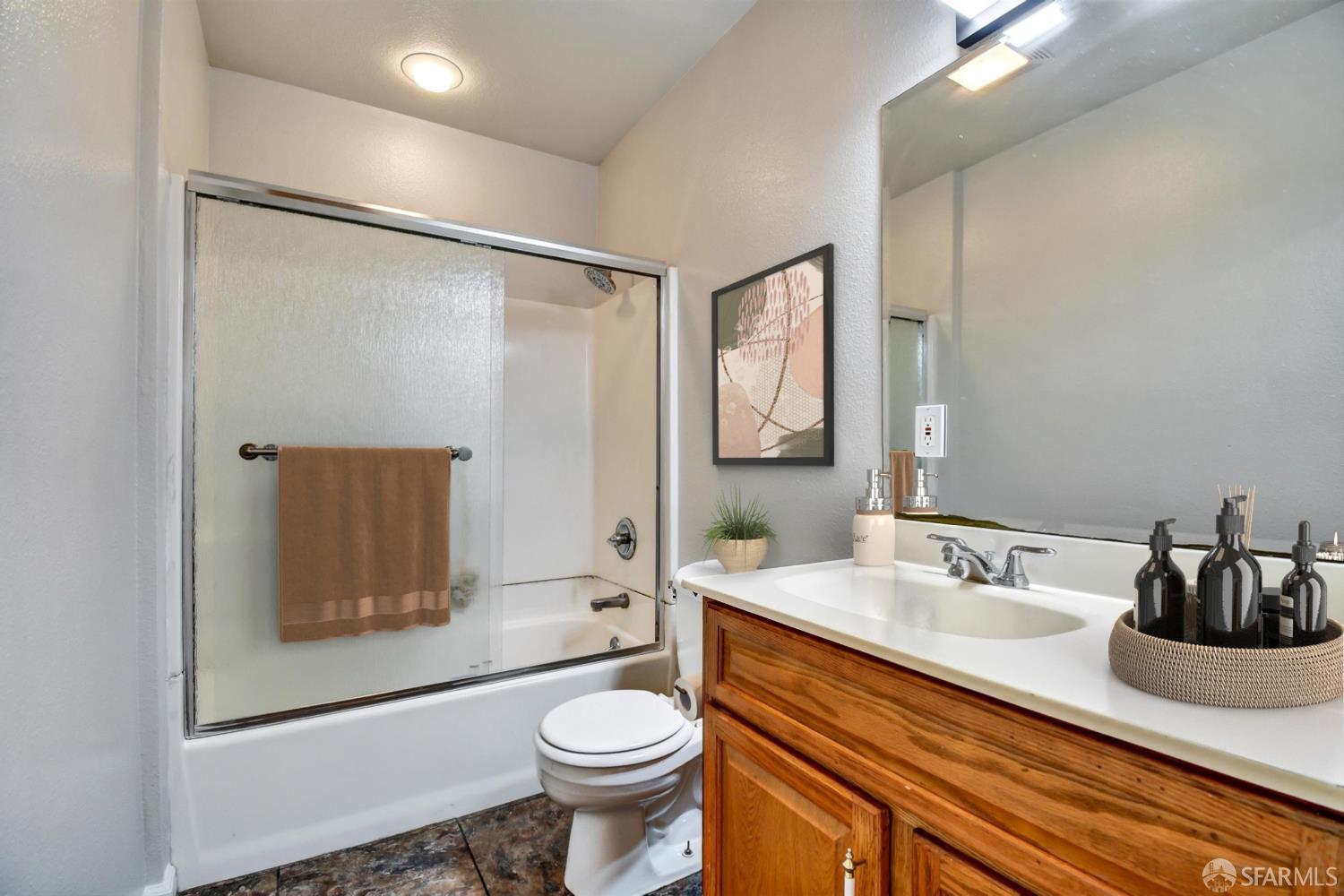 Detail Gallery Image 29 of 38 For 1138 Everglades Dr, Pacifica,  CA 94044 - 5 Beds | 4/1 Baths