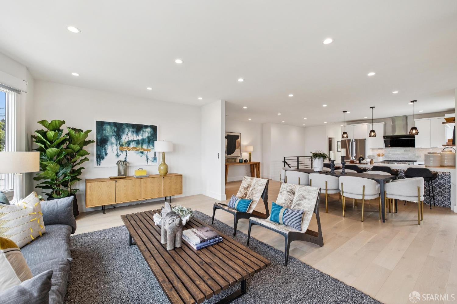 Detail Gallery Image 7 of 53 For 2262 26th Ave, San Francisco,  CA 94116 - 4 Beds | 4 Baths