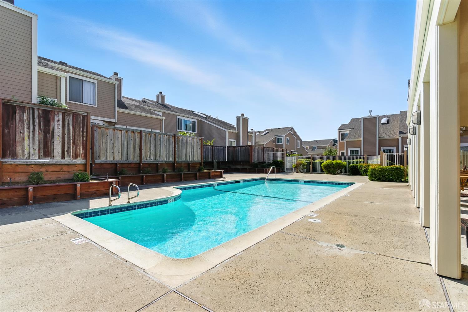 Detail Gallery Image 54 of 65 For 91 Crown Cir, South San Francisco,  CA 94080 - 2 Beds | 2/1 Baths