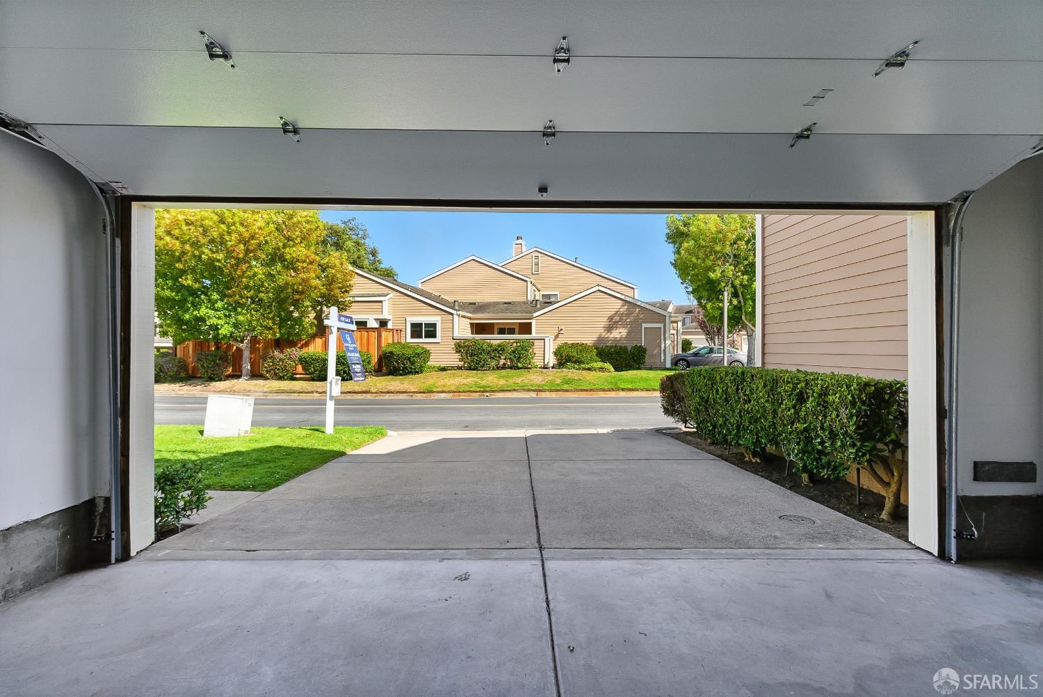Detail Gallery Image 48 of 65 For 91 Crown Cir, South San Francisco,  CA 94080 - 2 Beds | 2/1 Baths