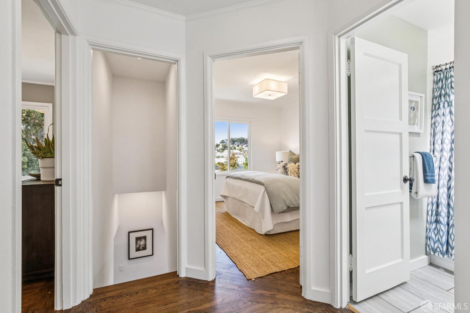 Detail Gallery Image 12 of 30 For 301 Maynard St, San Francisco,  CA 94112 - 3 Beds | 2 Baths