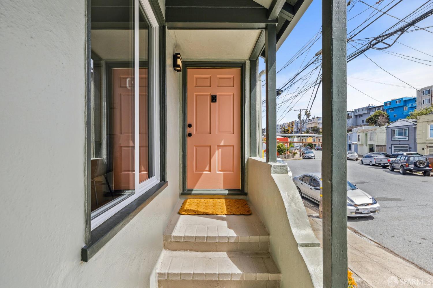 Detail Gallery Image 2 of 30 For 301 Maynard St, San Francisco,  CA 94112 - 3 Beds | 2 Baths