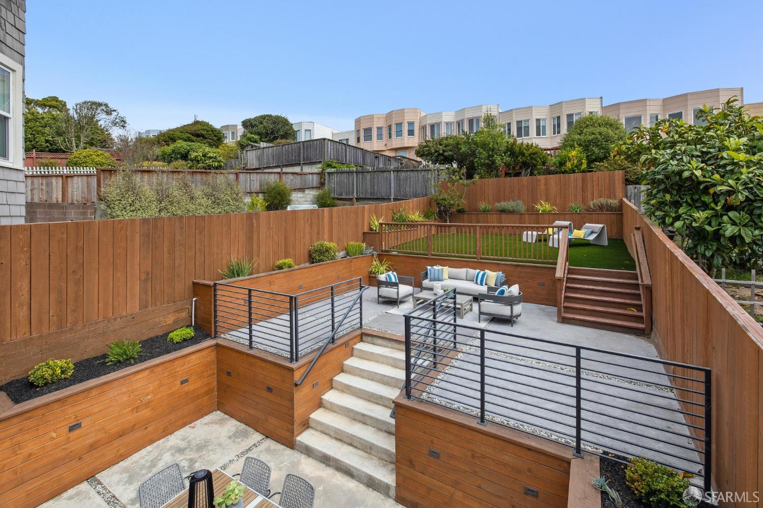 Detail Gallery Image 34 of 53 For 2262 26th Ave, San Francisco,  CA 94116 - 4 Beds | 4 Baths