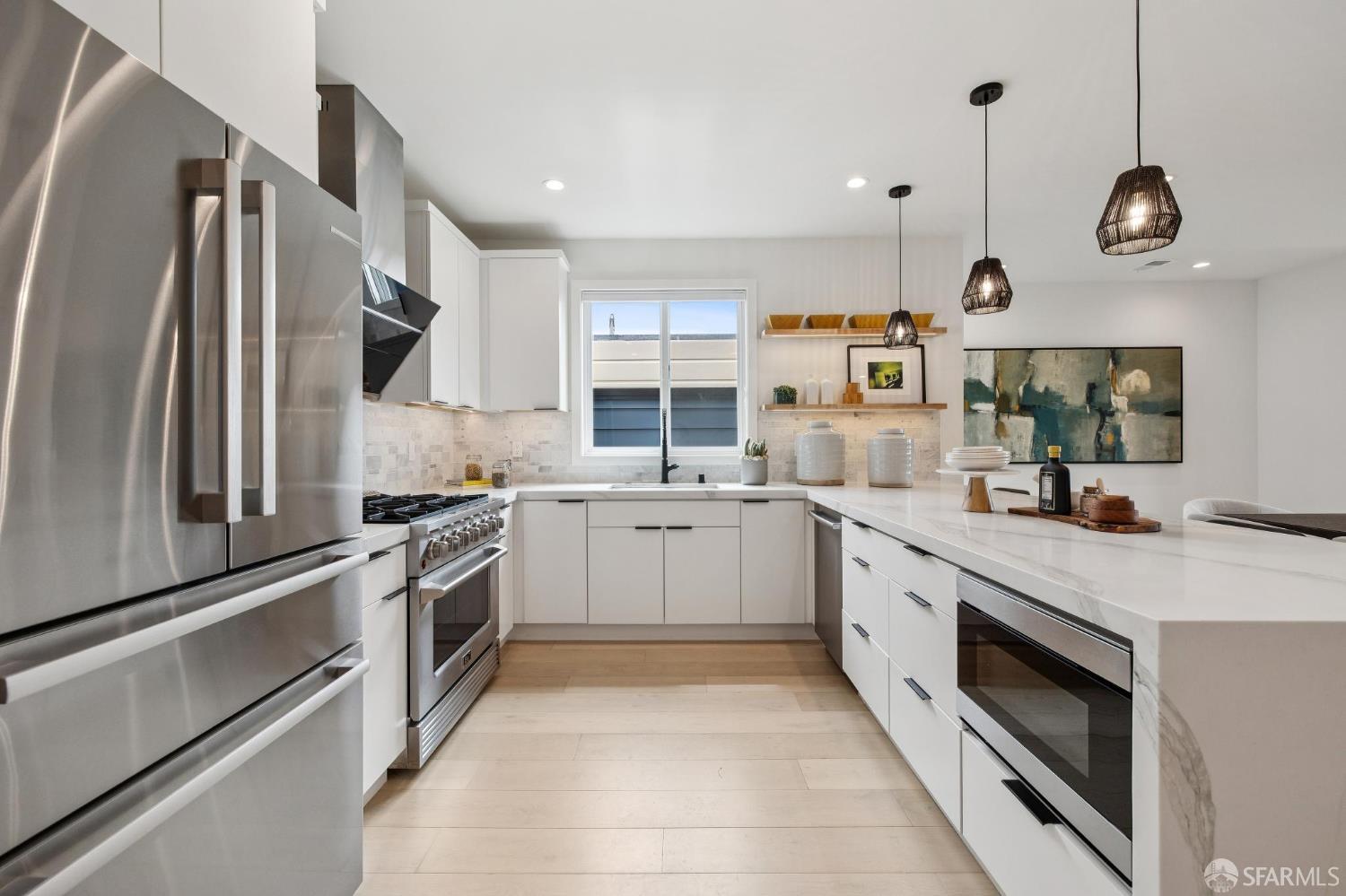 Detail Gallery Image 12 of 53 For 2262 26th Ave, San Francisco,  CA 94116 - 4 Beds | 4 Baths