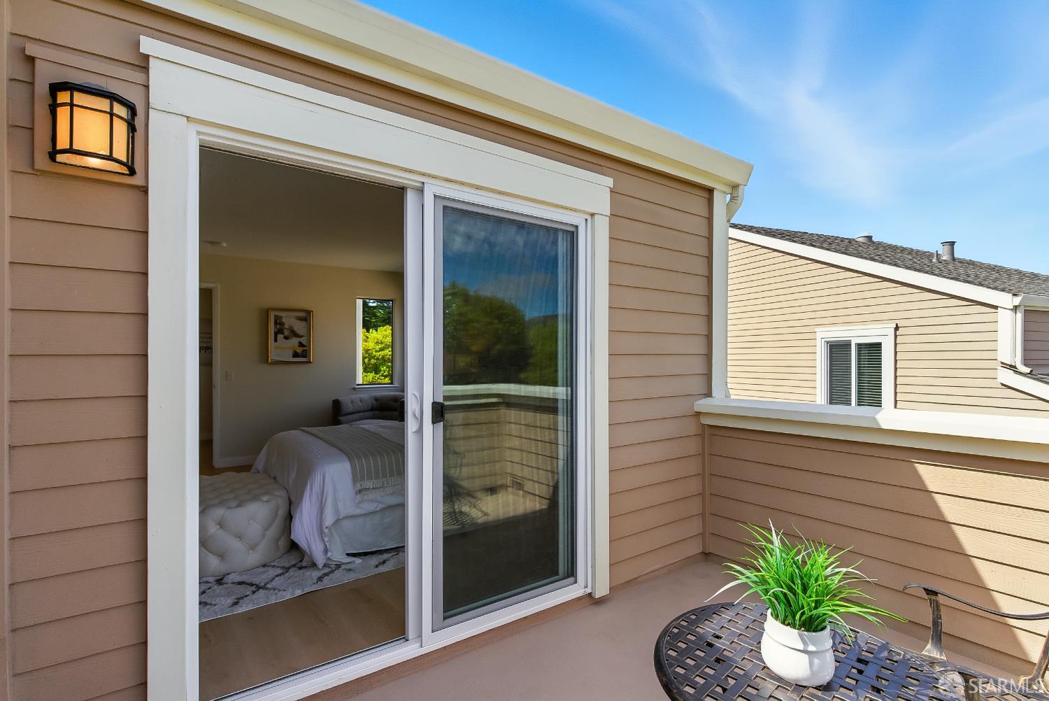 Detail Gallery Image 27 of 65 For 91 Crown Cir, South San Francisco,  CA 94080 - 2 Beds | 2/1 Baths