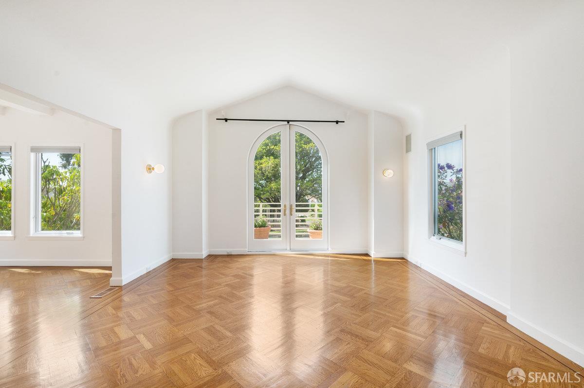 Detail Gallery Image 3 of 49 For 351 Santa Ana Ave, San Francisco,  CA 94127 - 3 Beds | 3/1 Baths