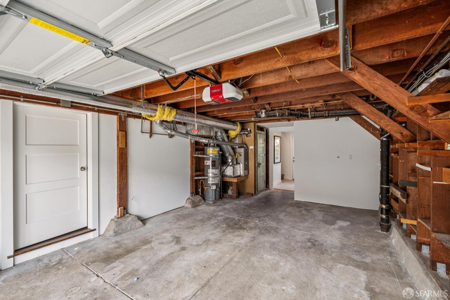 Detail Gallery Image 27 of 30 For 301 Maynard St, San Francisco,  CA 94112 - 3 Beds | 2 Baths