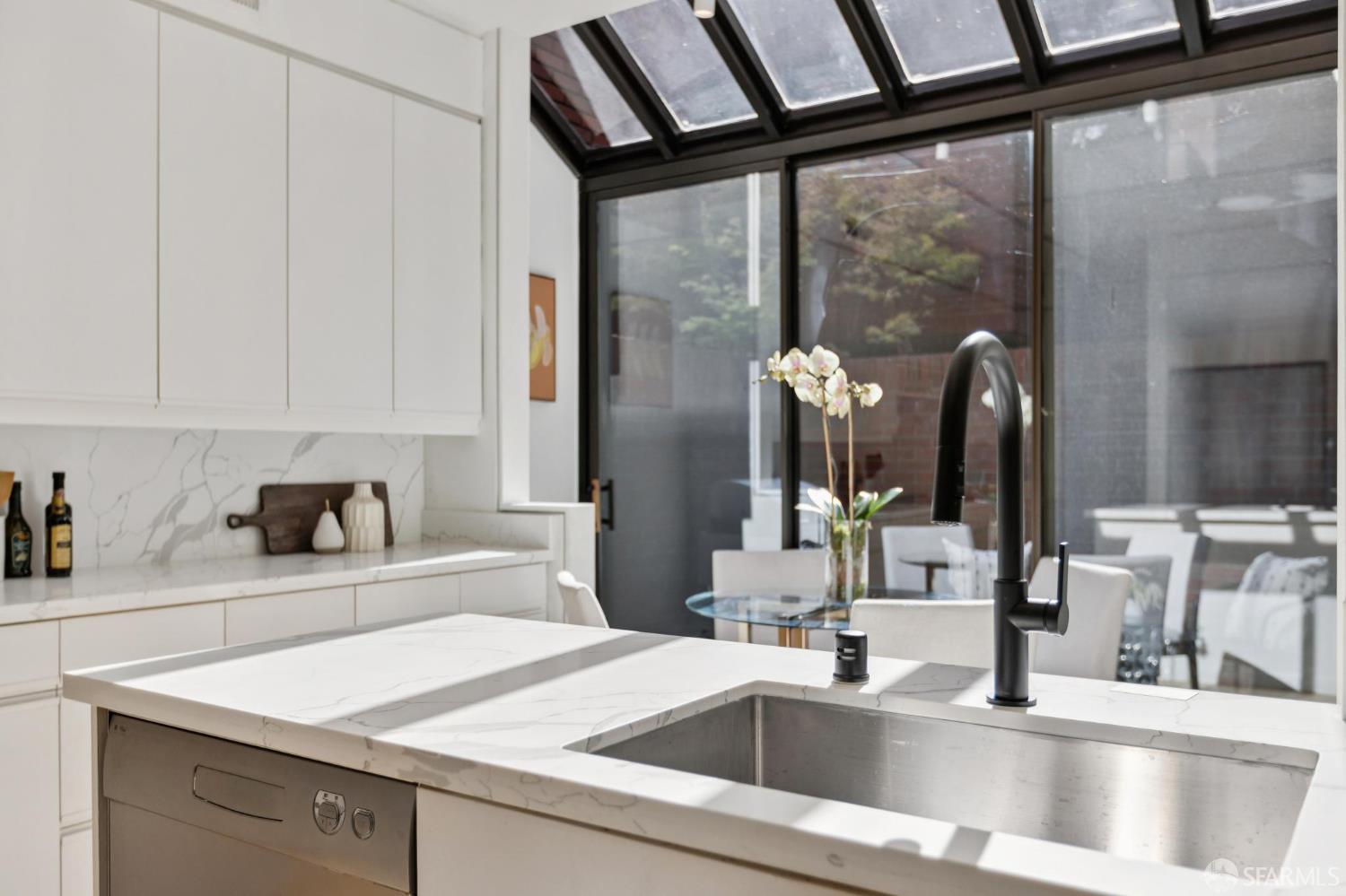 Photo #17: 425062946 Listing: Photo #17