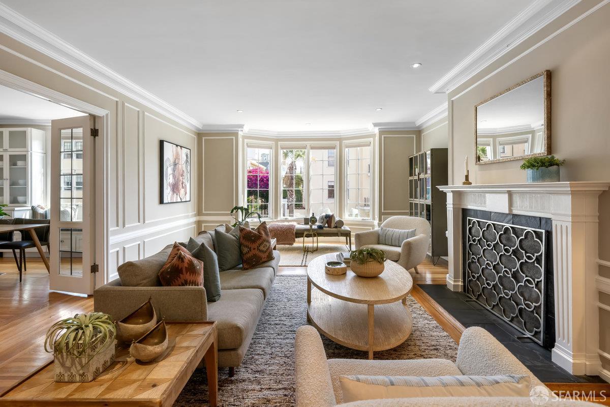 Photo #6: 425057739 Listing 