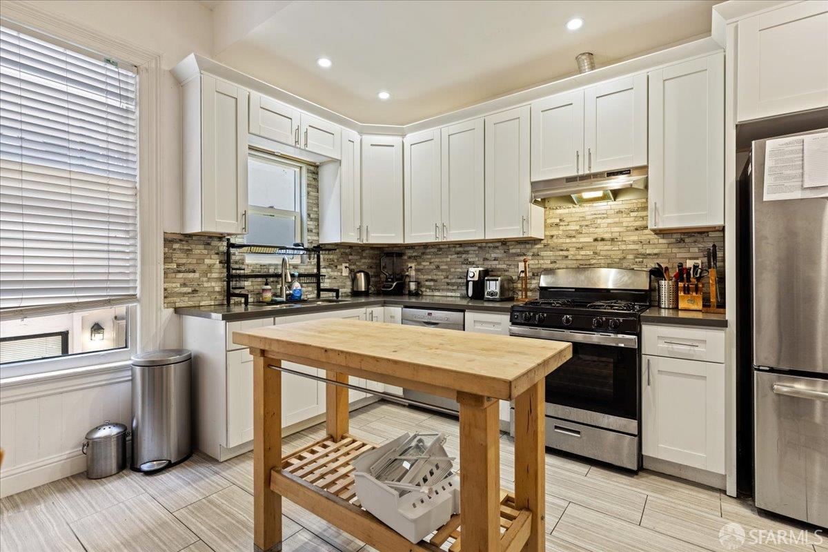 Detail Gallery Image 10 of 54 For 2243 Ashby Ave, Berkeley,  CA 94705 - – Beds | – Baths