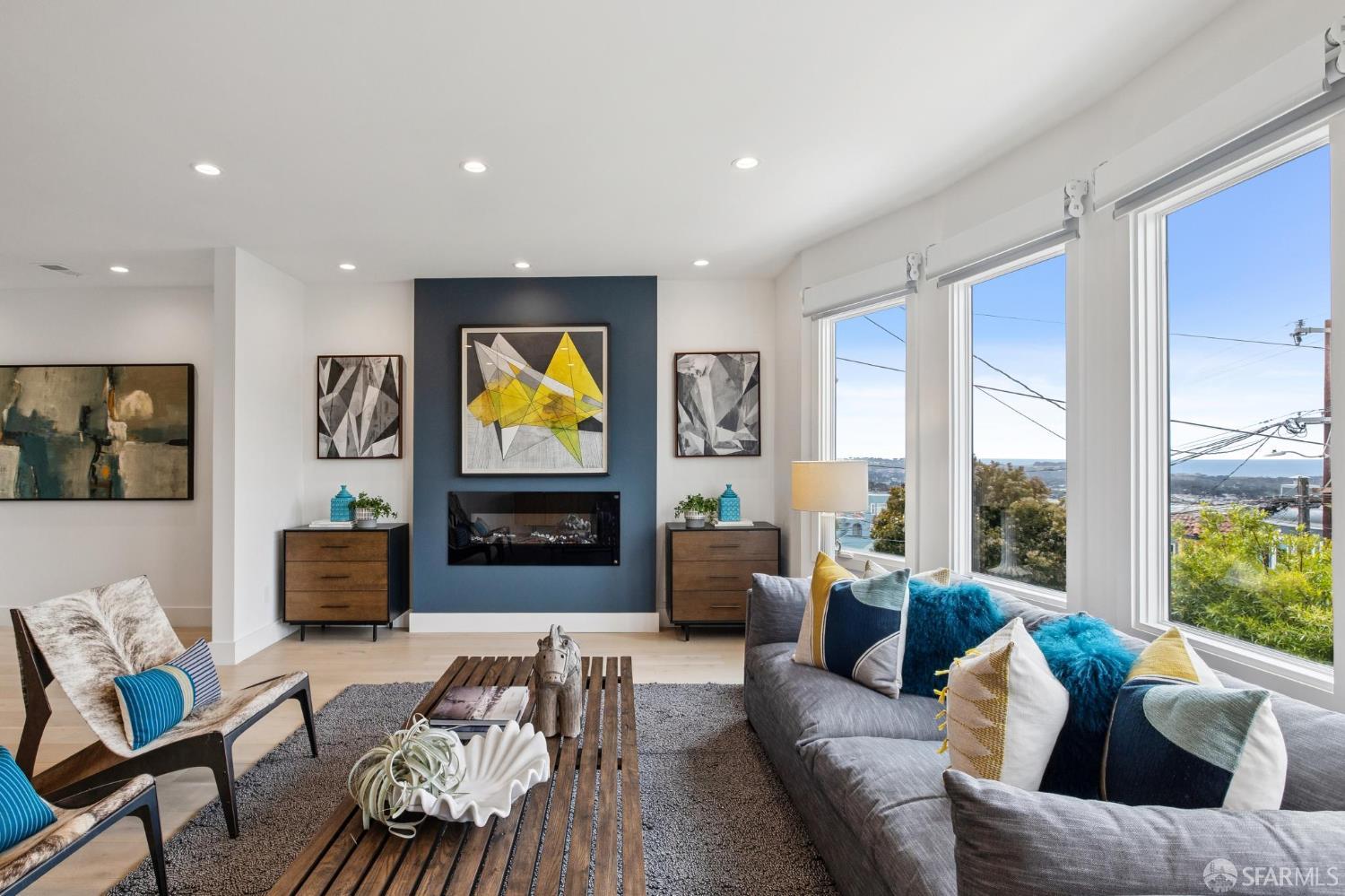 Detail Gallery Image 5 of 53 For 2262 26th Ave, San Francisco,  CA 94116 - 4 Beds | 4 Baths