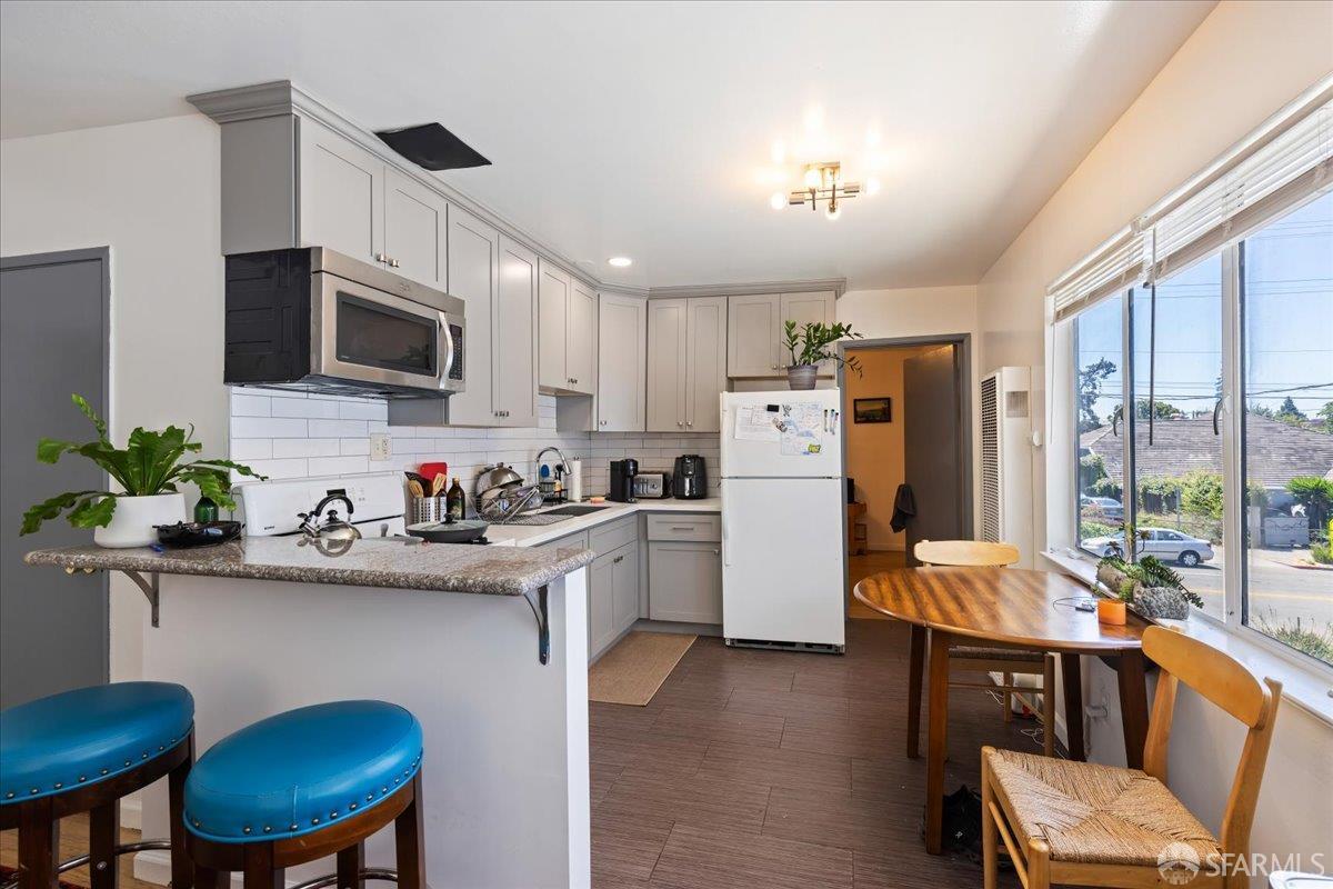 Detail Gallery Image 41 of 54 For 2243 Ashby Ave, Berkeley,  CA 94705 - – Beds | – Baths
