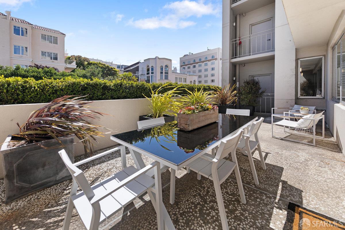 Detail Gallery Image 8 of 35 For 1080 Chestnut St 1b,  San Francisco,  CA 94109 - 1 Beds | 1/1 Baths