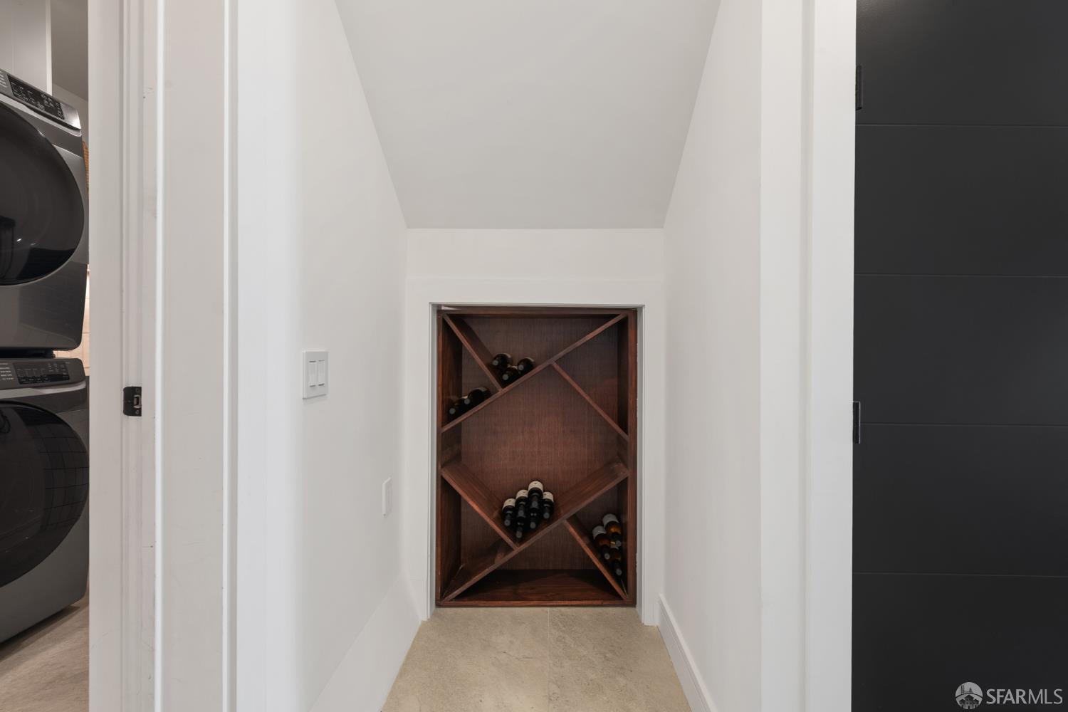 Detail Gallery Image 78 of 92 For 222 Molimo Dr, San Francisco,  CA 94127 - 4 Beds | 3/1 Baths