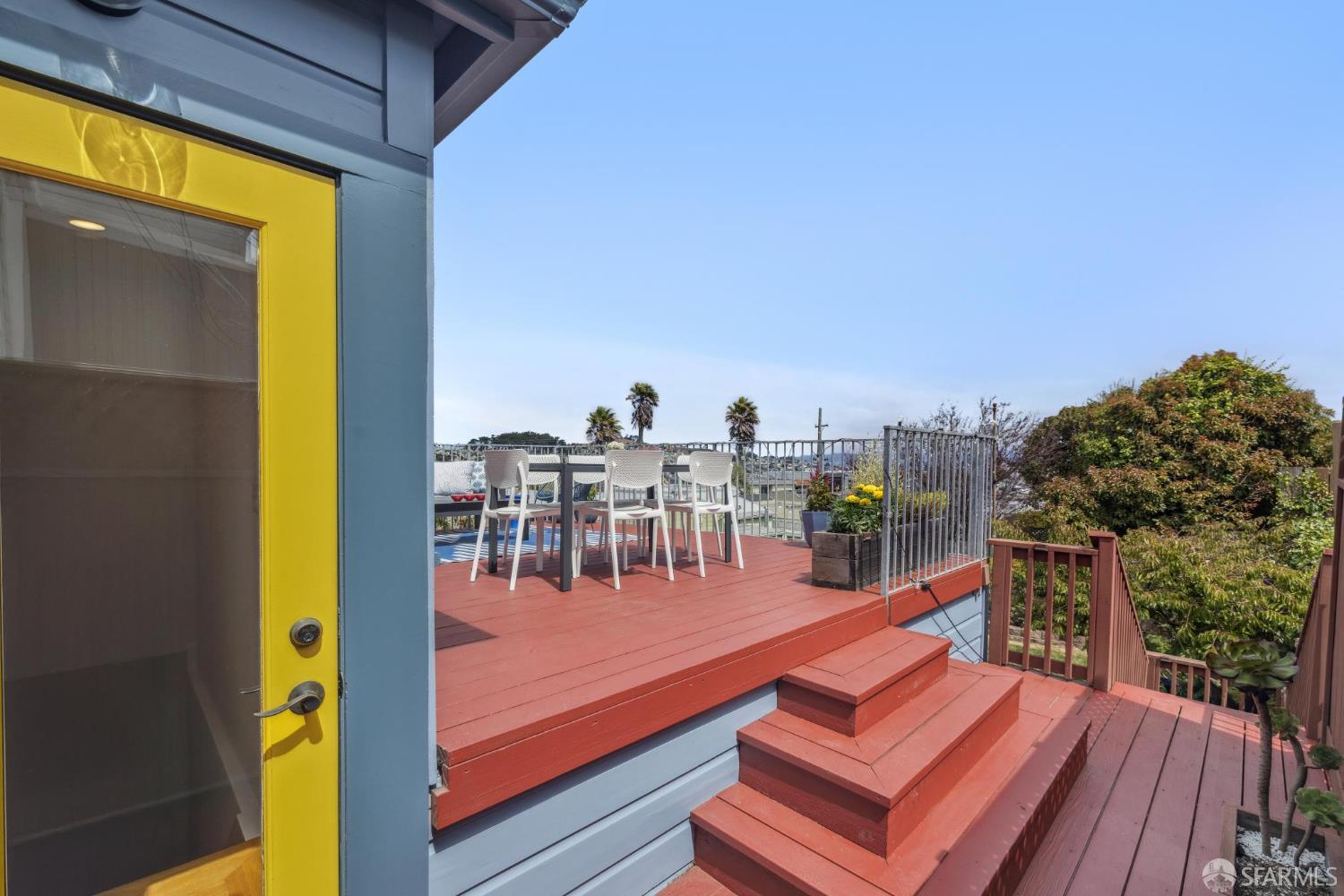 Detail Gallery Image 15 of 50 For 25 Gambier St, San Francisco,  CA 94134 - 2 Beds | 2 Baths